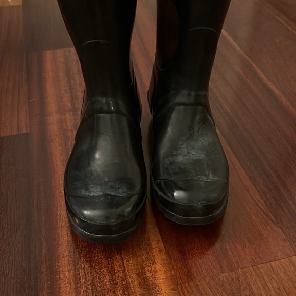 Hunter Rain Boots - Picture 2 of 9